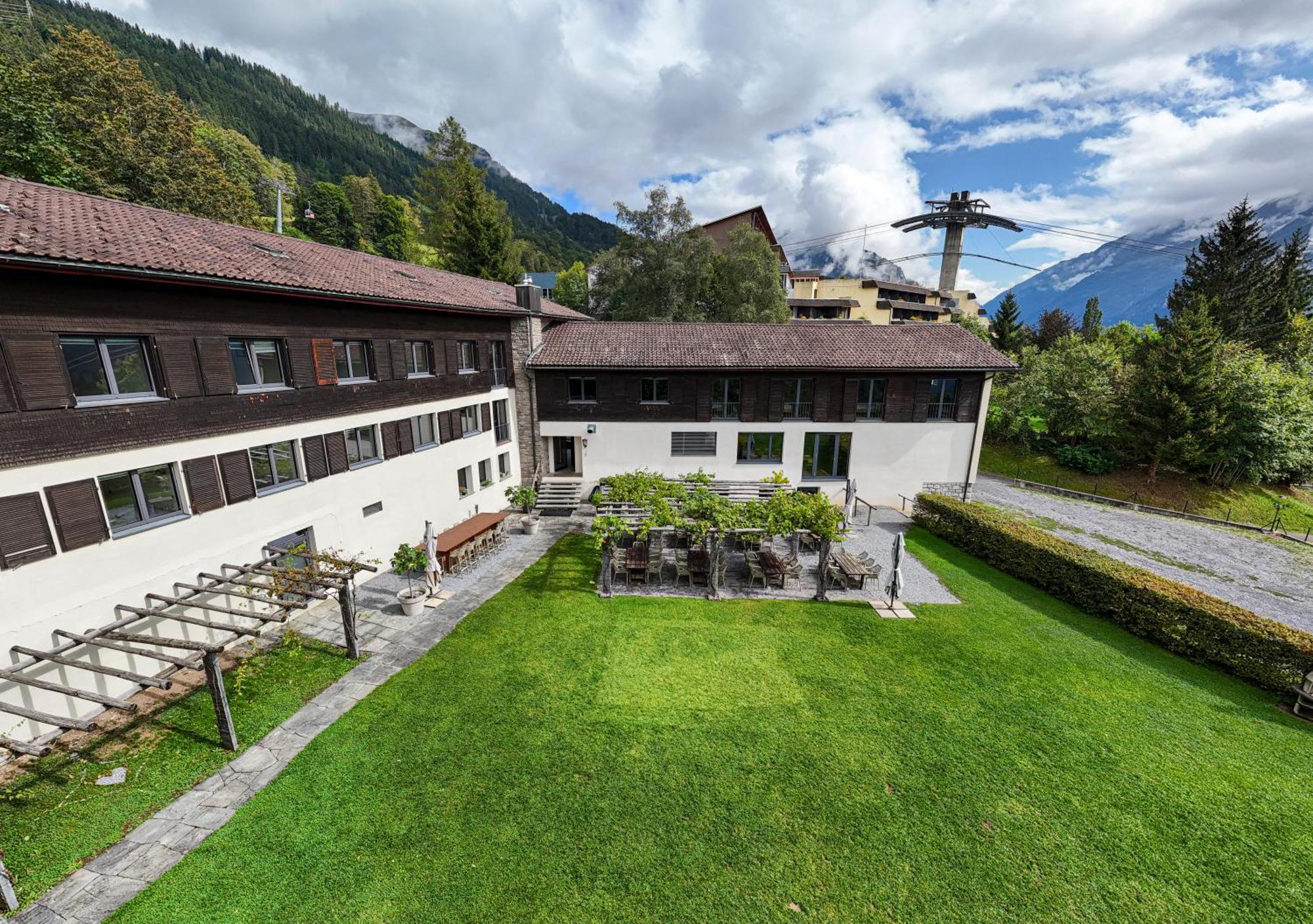 Family & Mountain Lodge C'Est La Vie Hasliberg Luaran gambar