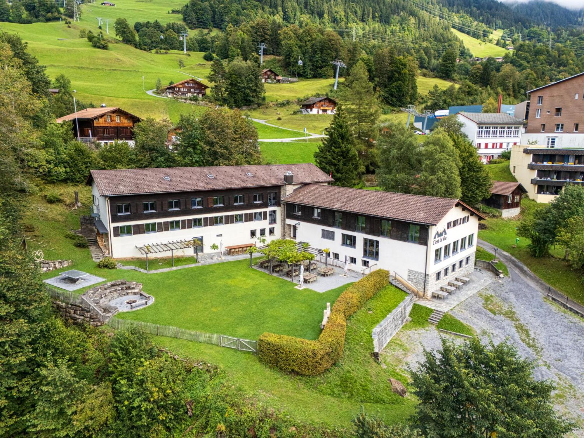 Family & Mountain Lodge C'Est La Vie Hasliberg Luaran gambar